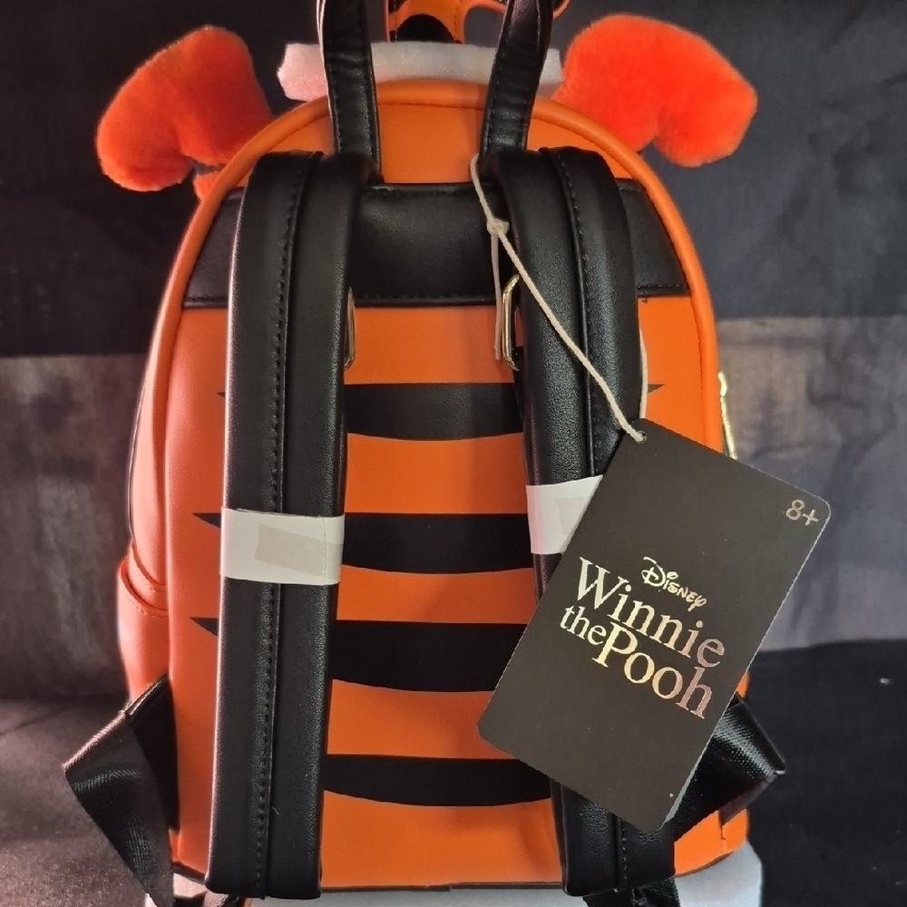 Disney Tigger Loungefly Orange and Black Backpack - Picture 3 of 4